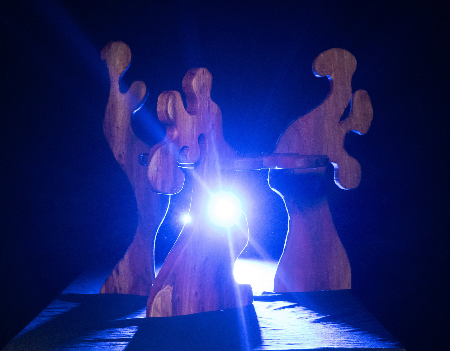 Board Holder/Stand Template (Does not include the actual center piece template, just the 3 Feet)