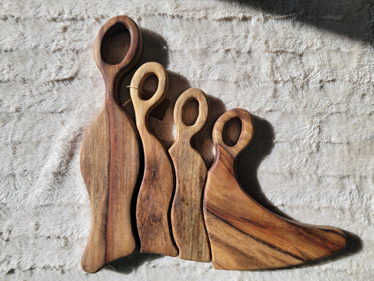 Laurel Flow – Indian Laurel Charcuterie Collection